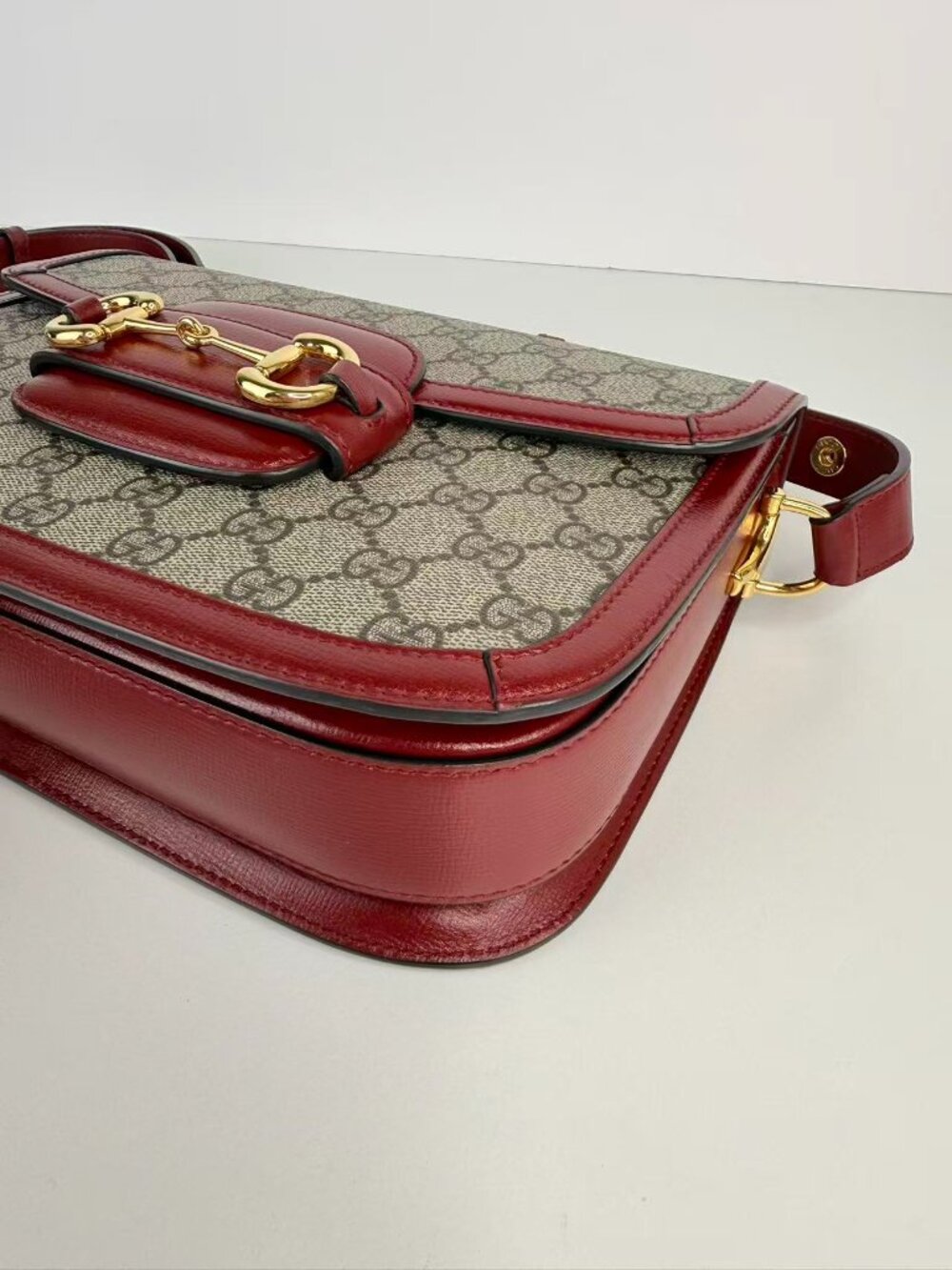 Gucci Horsebit 1955 Small GG Supreme Canvas Red Leather Shoulder Crossbody Bag - Picture 6 of 11